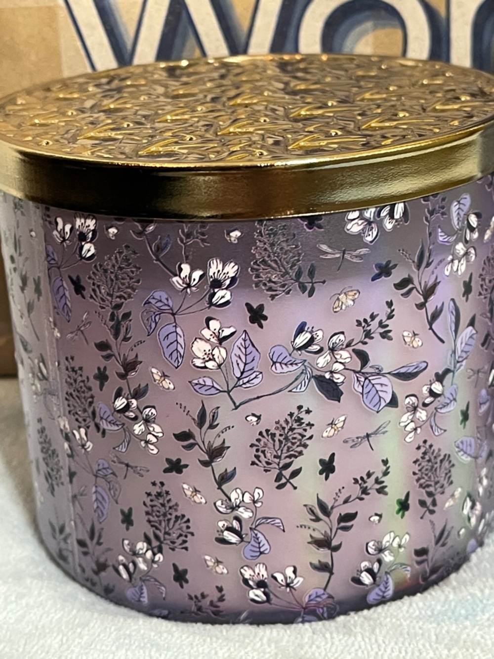 Bath & Body Works Fresh Cut Lilacs Bundle Candle + Foaming Soap NWT - Picture 6 of 9